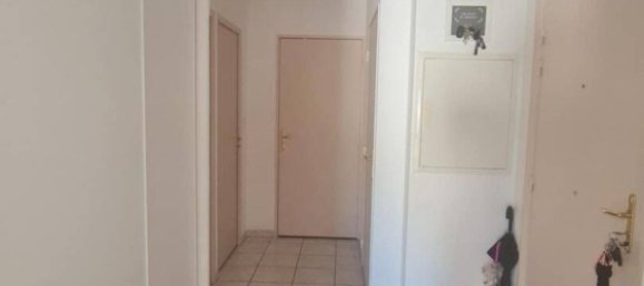 2 Schlafzimmer Wohnung in Saint-Raphael, France, Nr. 333974 8