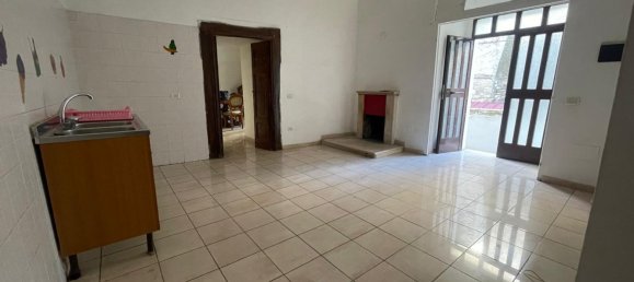 5-salle Appartement à Vico del Gargano, Italy No. 19467 2