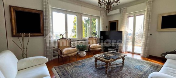 4 bedrooms Villa in Gallarate, Italy No. 144372 4