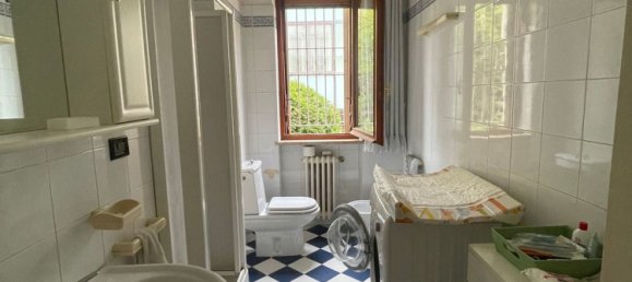 6 bedrooms Apartment in Piacenza, Italy No. 371068 30