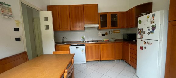 6 bedrooms Apartment in Piacenza, Italy No. 371068 17