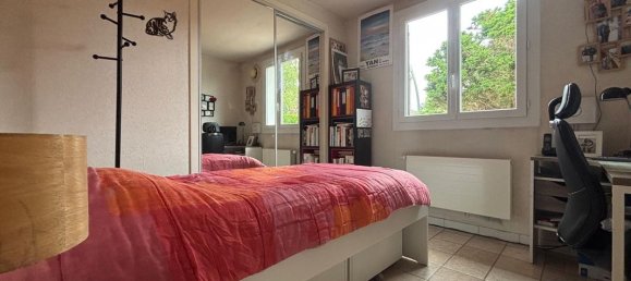 3 bedrooms House in Saint-Germain-les-Corbeil, France No. 333423 8