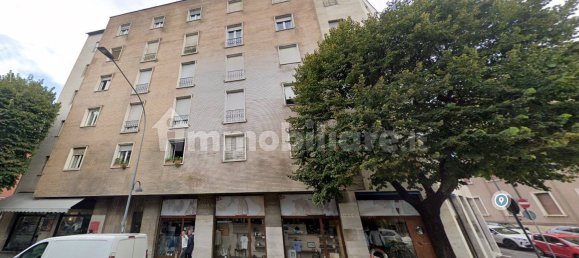 2 bedrooms Apartment in Brescia, Italy No. 271438 2