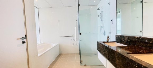 Apartamento de 2 dormitorios en Corniche Road, UAE No. 95586 21