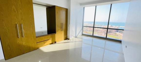 Apartamento de 2 dormitorios en Corniche Road, UAE No. 95586 10