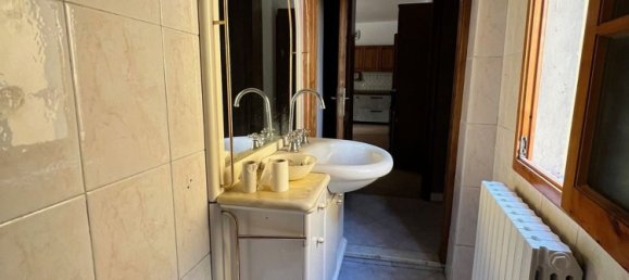 4 bedrooms House in Montelupo Fiorentino, Italy No. 335450 9