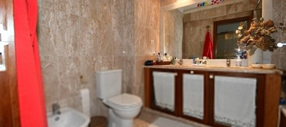 Квартира с 4 спальнями в Матозиньюш, Португалия № 140599 23