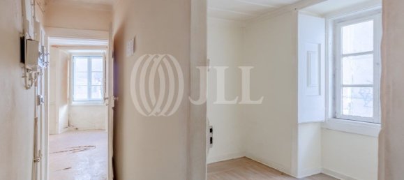 2 bedrooms Apartment in Lisbon, Portugal No. 121346 17