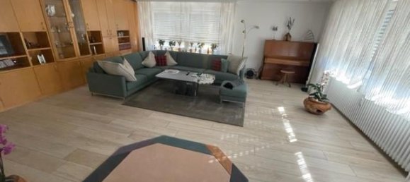 Edificio de 13 habitaciónes en Esslingen, Germany No. 22790 10