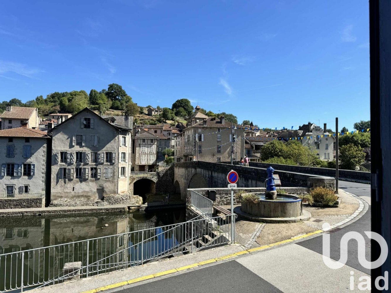 5 غرف نوم منزل في Laroquebrou, France رقم 331244