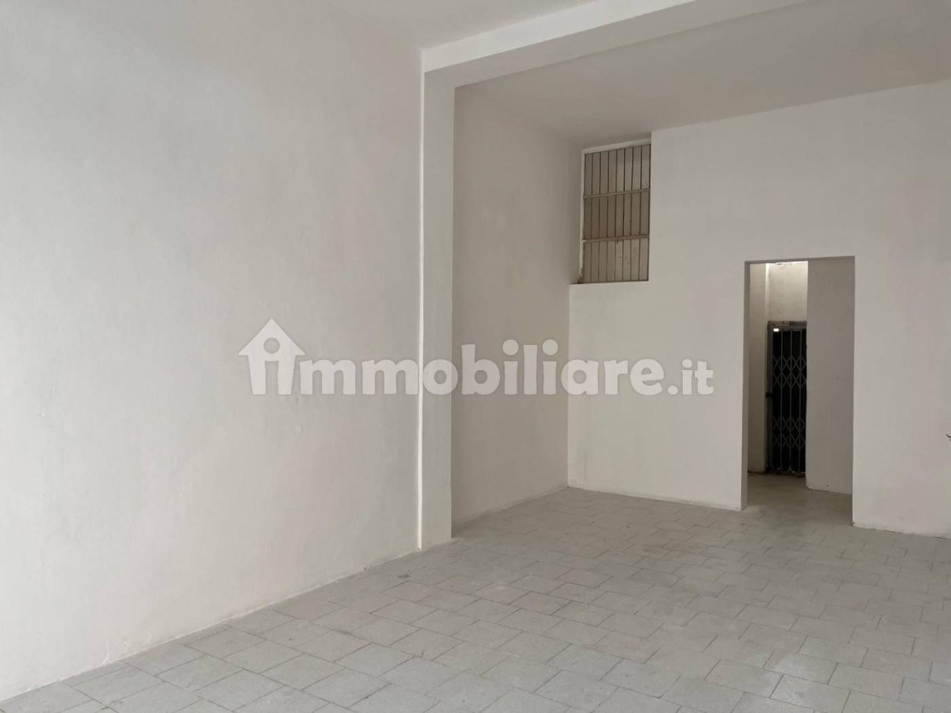 1 bedroom Apartment in Milan, Italy No. 270627