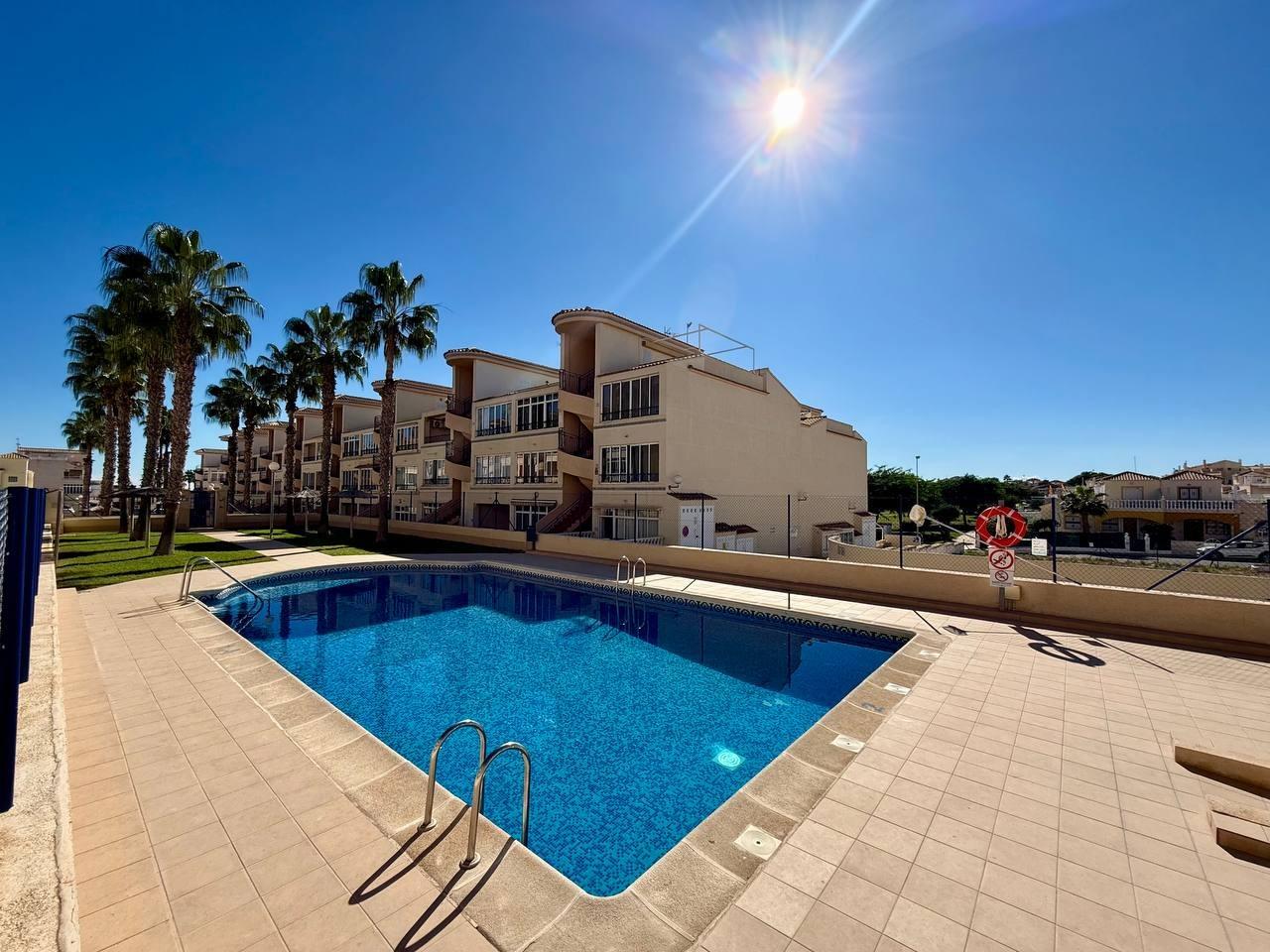 2 chambres appartement à vendre à Orihuela, Alicante, Valencian Community, Spain № 369900