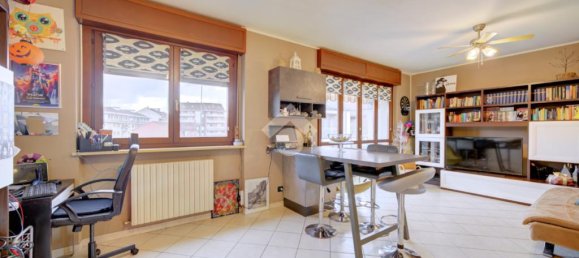 2 Schlafzimmer Wohnung in Turin, Italy, Nr. 315698 2