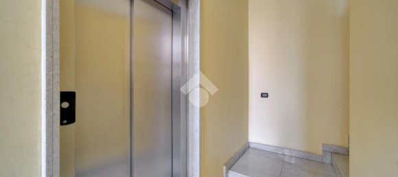 2 Schlafzimmer Wohnung in Turin, Italy, Nr. 315698 23