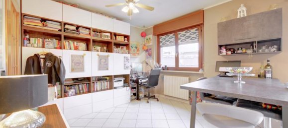 2 Schlafzimmer Wohnung in Turin, Italy, Nr. 315698 3