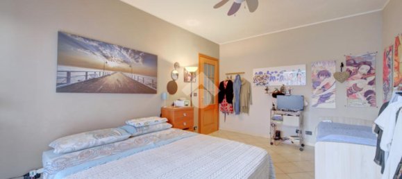 2 Schlafzimmer Wohnung in Turin, Italy, Nr. 315698 13
