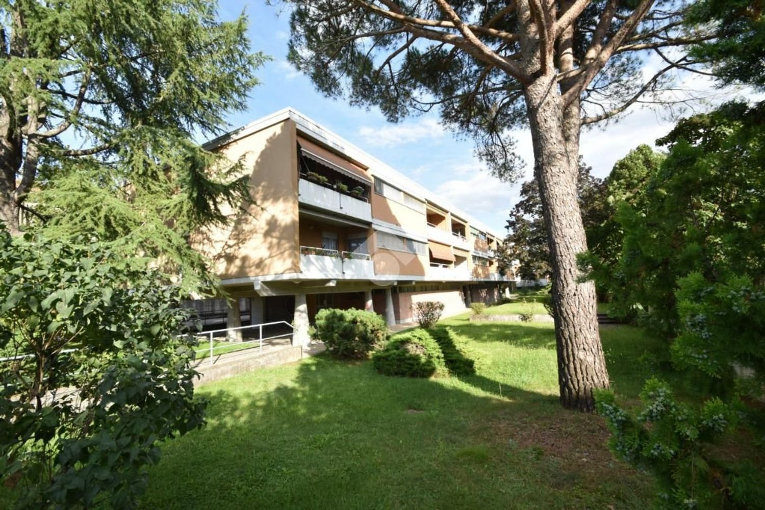 Apartamento de 4 dormitorios en Gorizia, Italy No. 347285