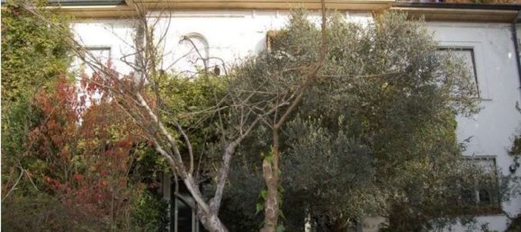 6-Zimmer Villa in Albizzate, Italy, Nr. 263488 3