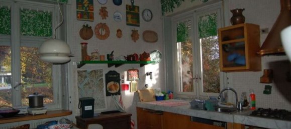6-Zimmer Villa in Albizzate, Italy, Nr. 263488 2