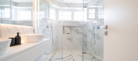 4 bedrooms House in Almada, Portugal No. 18385 25