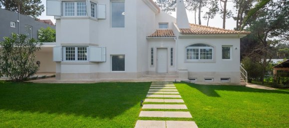 4 bedrooms House in Almada, Portugal No. 18385 6