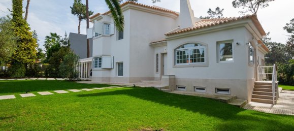 4 bedrooms House in Almada, Portugal No. 18385 7
