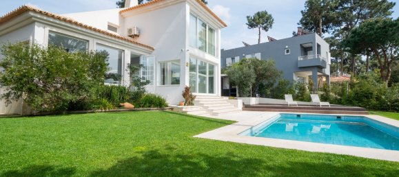 4 bedrooms House in Almada, Portugal No. 18385 2