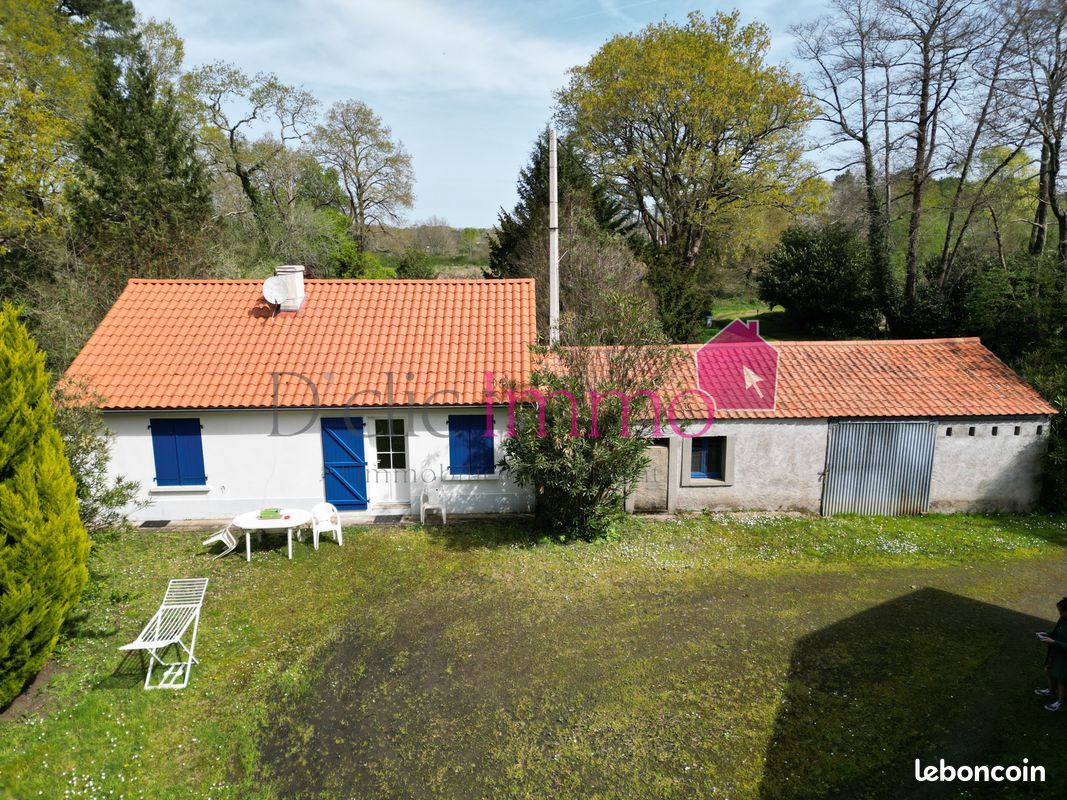 2 bedrooms House in Soullans, France No. 362593