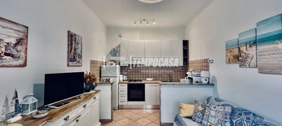 2 rooms Apartment in Fiumicino, Italy No. 15242 4