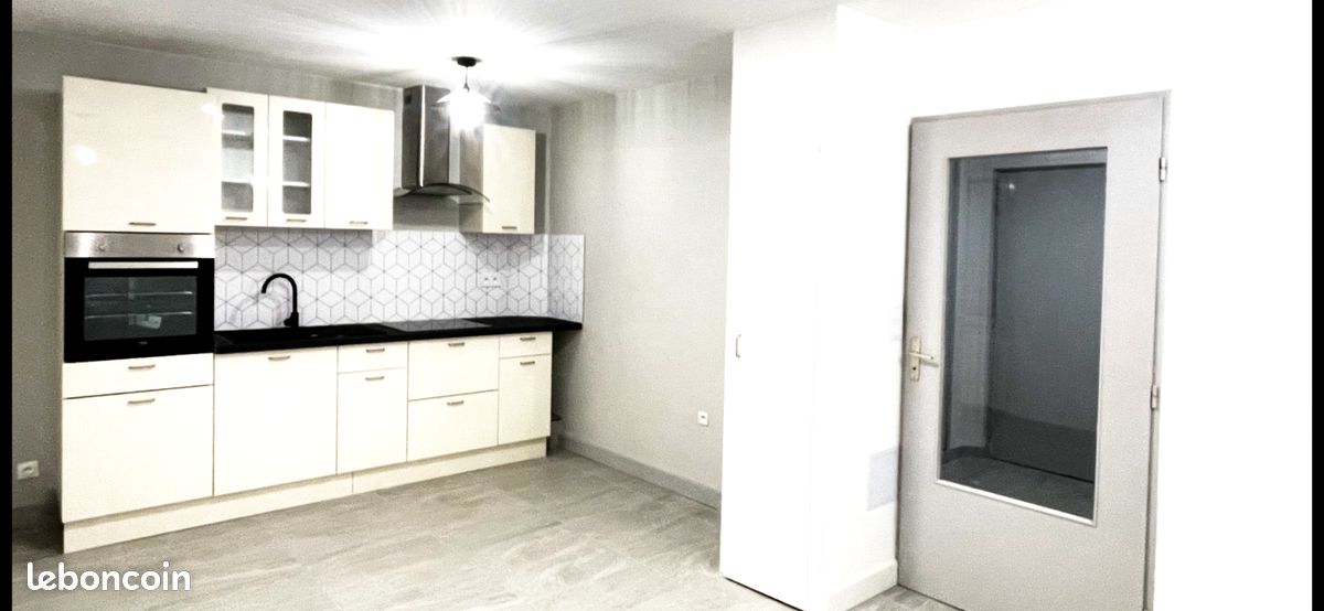 2 rooms Apartment in Toulouse, France No. 289020