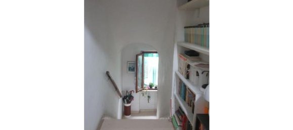 2 bedrooms Apartment in Pomarance, Italy No. 253336 5