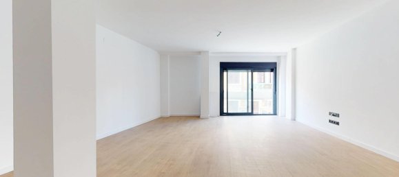 2 bedrooms Commercial property in Las Palmas De Gran Canaria, Spain No. 99287 2