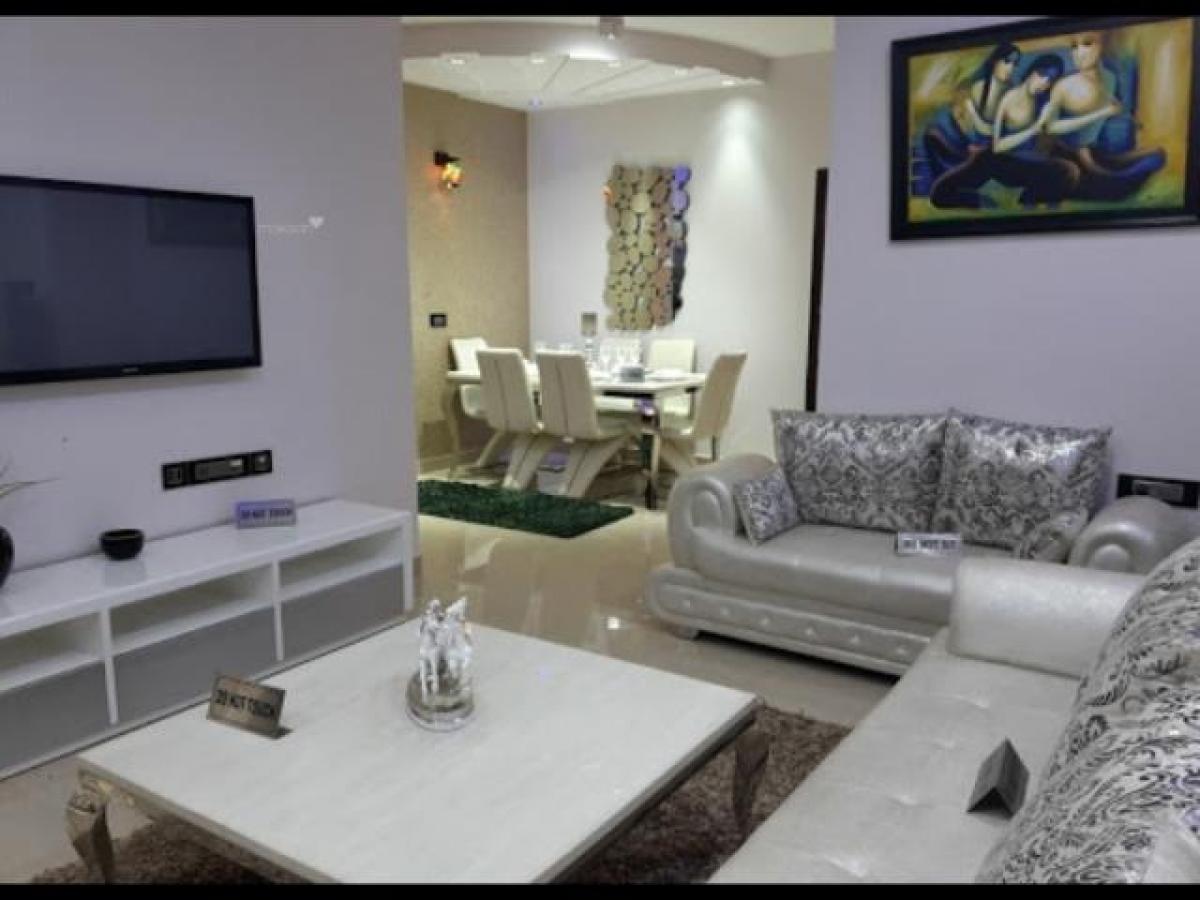 3 bedrooms House in Ghaziabad, India No. 1304