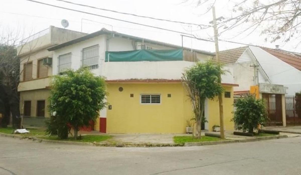 4 Schlafzimmer Gewerbliche Immobilie in General San Martin, Argentina, Nr. 30564