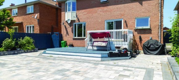 6 bedrooms House in Mississauga, Canada No. 895 5