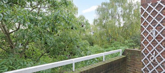 2 bedrooms Maisonette in London, United Kingdom No. 12398 2