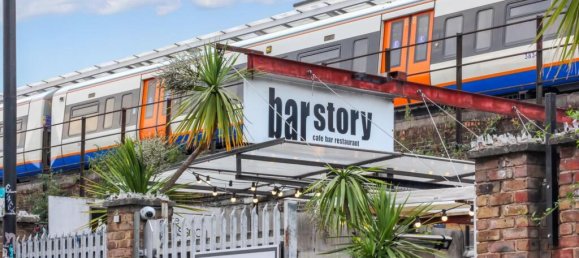 2 bedrooms Maisonette in London, United Kingdom No. 12398 16