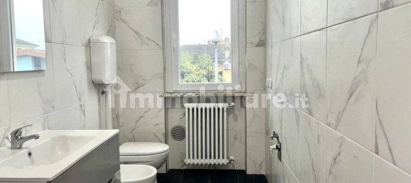 2 bedrooms Apartment in Massalengo, Italy No. 5959 17