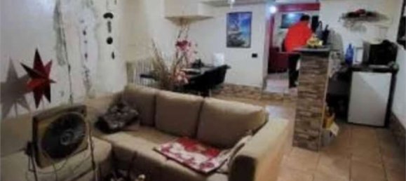5 rooms Apartment in Bari, Italy No. 182953 18
