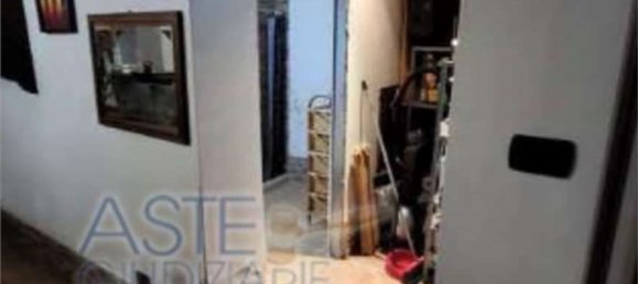 5 rooms Apartment in Bari, Italy No. 182953 19