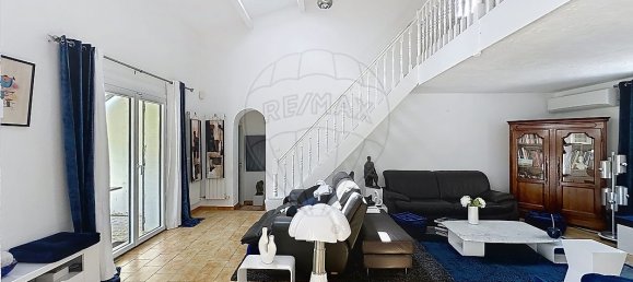 4 bedrooms Villa in Gard, France No. 329788 6