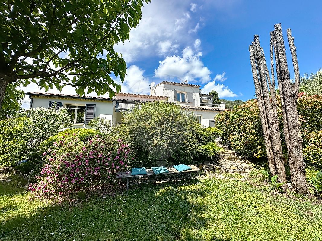 4 bedrooms Villa in Gard, France No. 329788