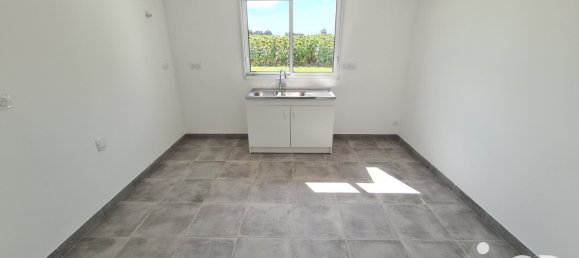 4 bedrooms House in Les Essards, France No. 344975 9