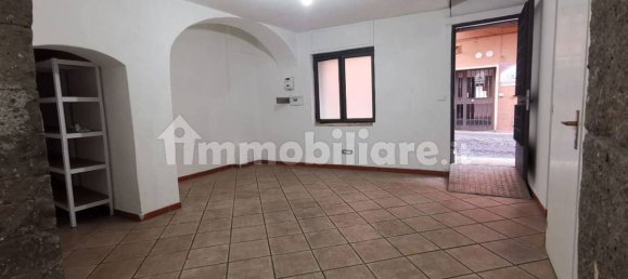 Коммерческая недвижимость с 2 комнатами в Марино, Италия № 142497 2