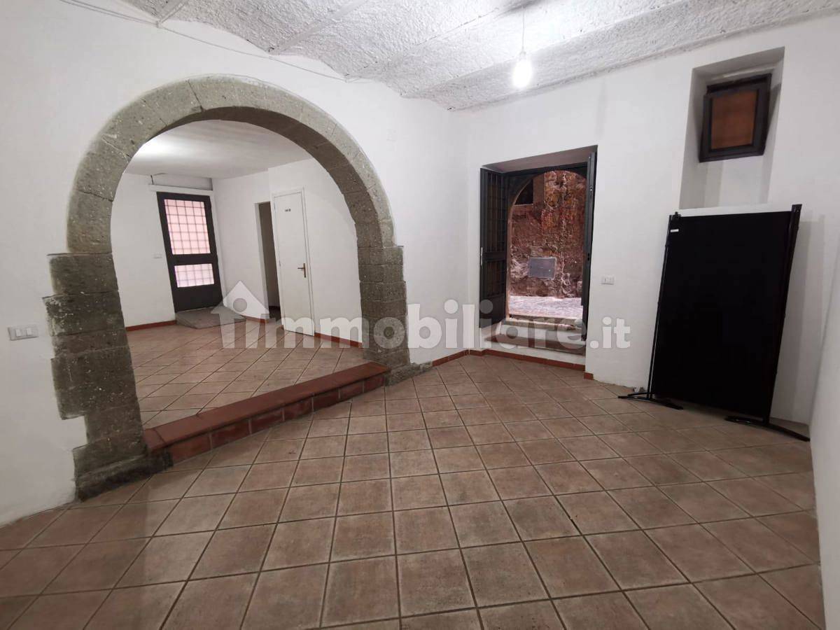 Коммерческая недвижимость с 2 комнатами в Марино, Италия № 142497