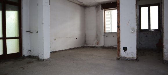 350m² Office in Bergamo, Italy No. 126452 9