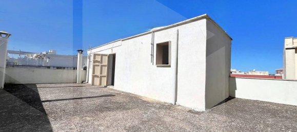 4 rooms House in Triggiano, Italy No. 31465 43