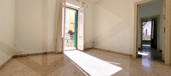 4 rooms House in Triggiano, Italy No. 31465 5