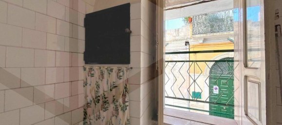 4 rooms House in Triggiano, Italy No. 31465 22