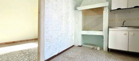 4 rooms House in Triggiano, Italy No. 31465 10